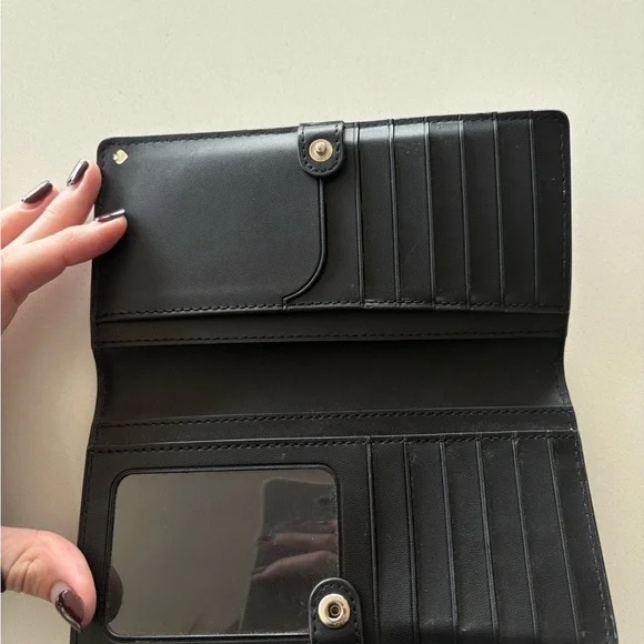 Kate Spade Wallet - Picture 4 of 4